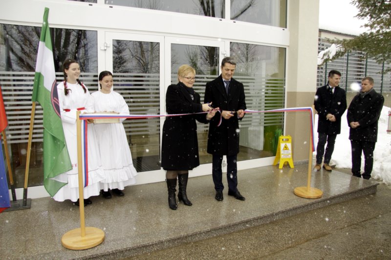 Otvoritev energetsko sanirane šole