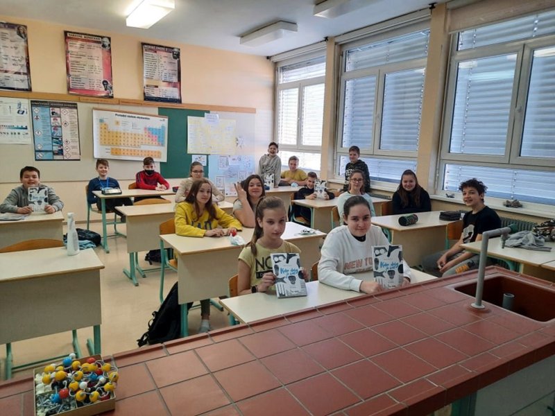 Projekt “Rastem s knjigo” letos na daljavo